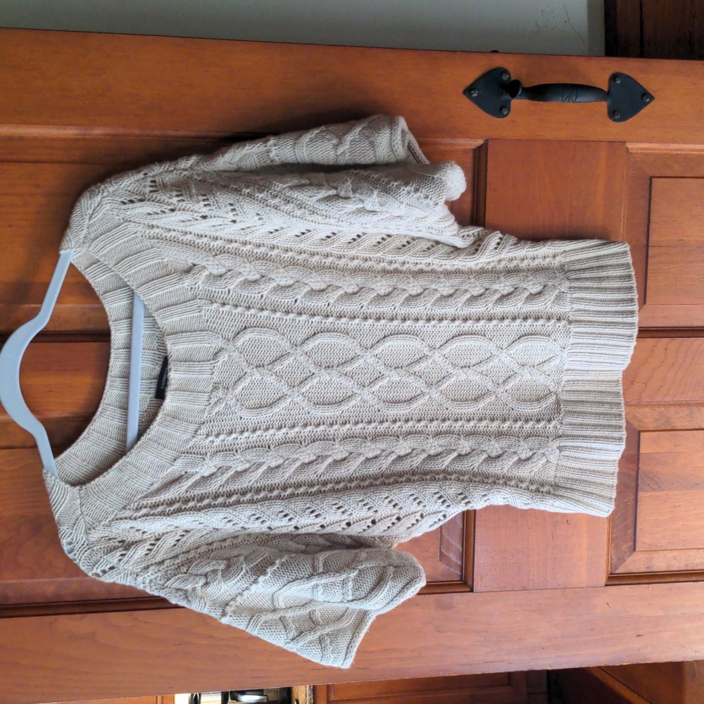 Women's sweater
